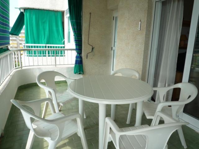 Apartamentos Marblau Varios 1, 2 Y 3 Dormitorios - Julio Y Agosto Solo Familias Playa de Gandia Exterior foto